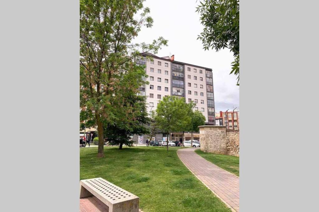 Vive Burgos Vut-09 200 Lägenhet Exteriör bild